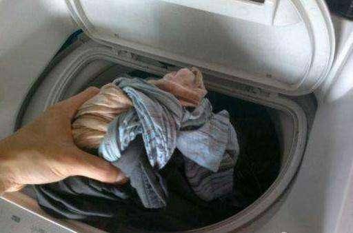 洗衣機(jī)洗衣服用什么消毒好